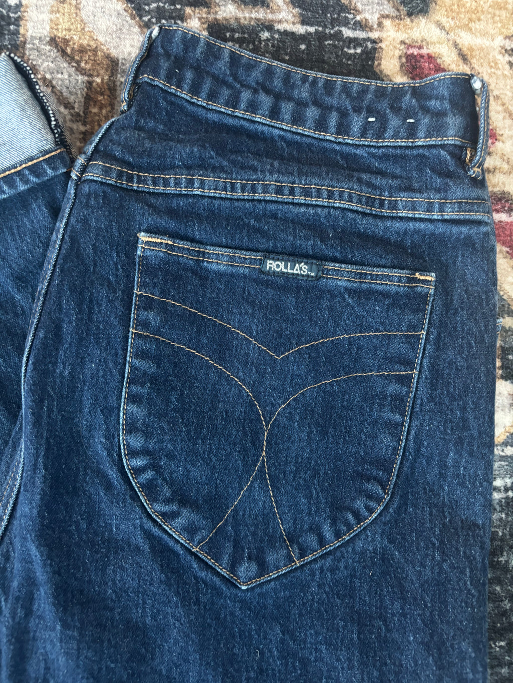 Rolla's High Rise Straight Jeans